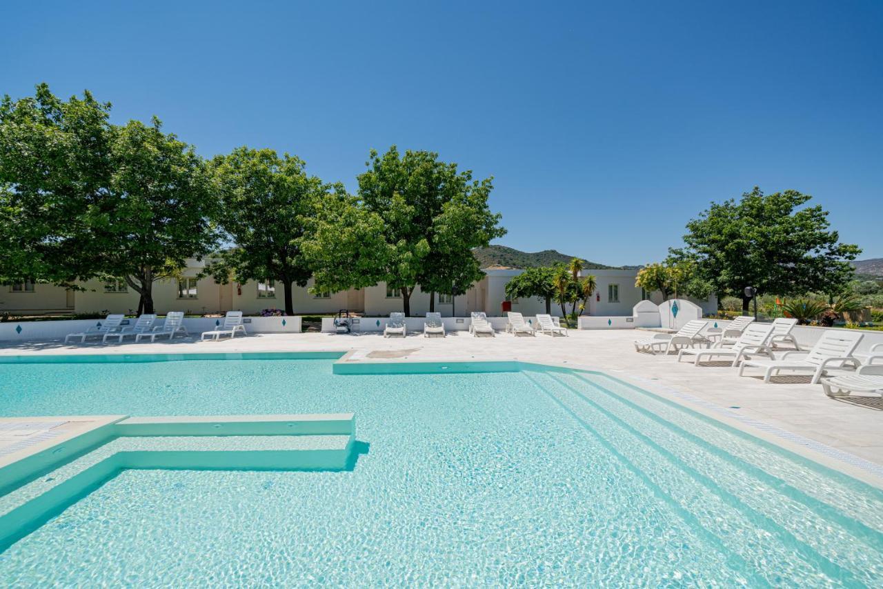 Hotel Le Mimose San Teodoro  Dış mekan fotoğraf