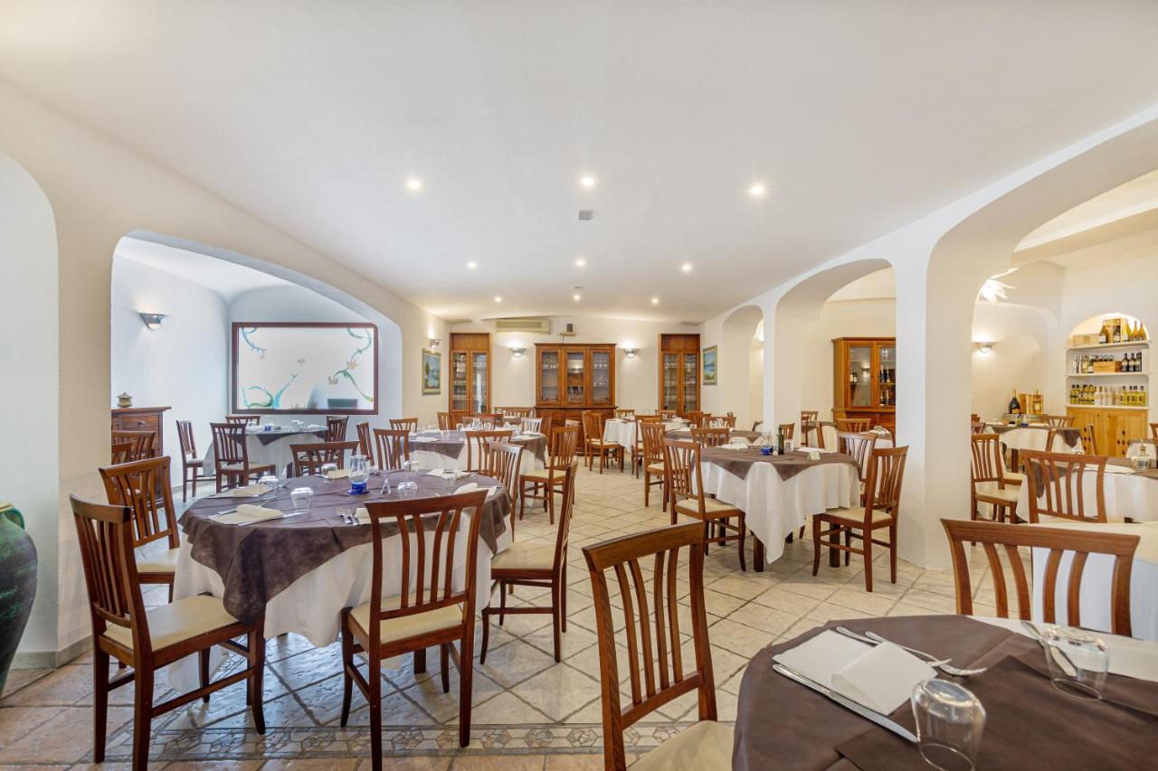 Hotel Le Mimose San Teodoro  Dış mekan fotoğraf